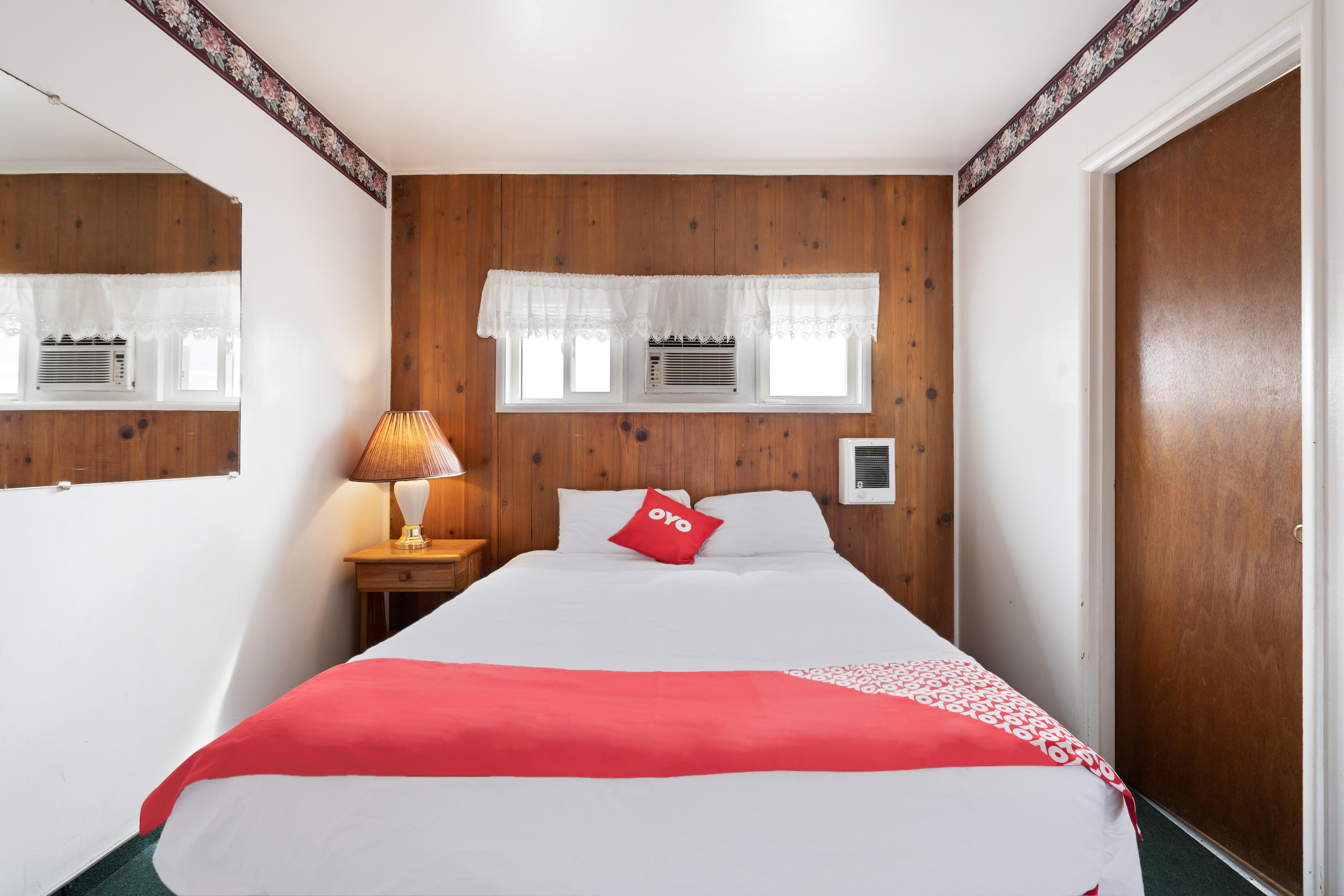Hotel Oyo Silver Spur Hwy 20 2*
